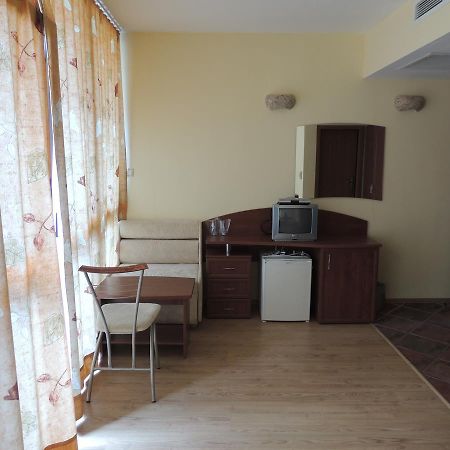 Hotel Black Sea Dreams เนเซบาร์ ภายนอก รูปภาพ