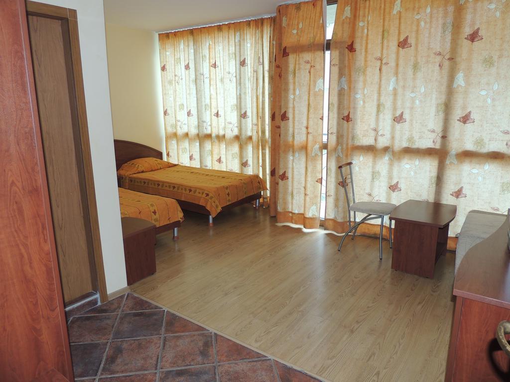 Hotel Black Sea Dreams เนเซบาร์ ภายนอก รูปภาพ