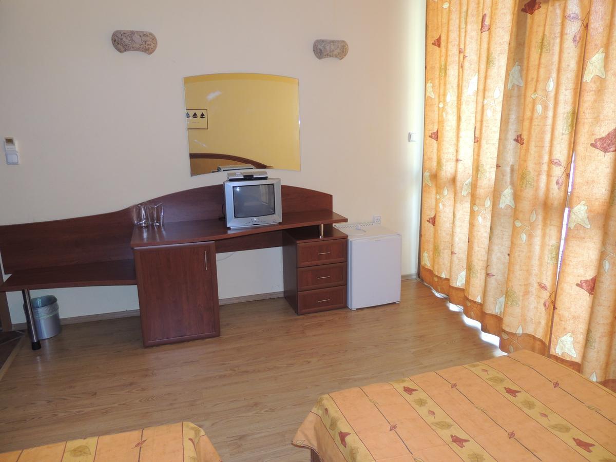 Hotel Black Sea Dreams เนเซบาร์ ภายนอก รูปภาพ
